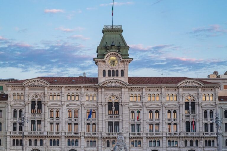 Croisi res au d part Trieste travel tourism landmark